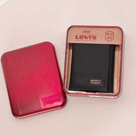 Levi's Other - Levi's Trifold Men's RFID Black Wallet